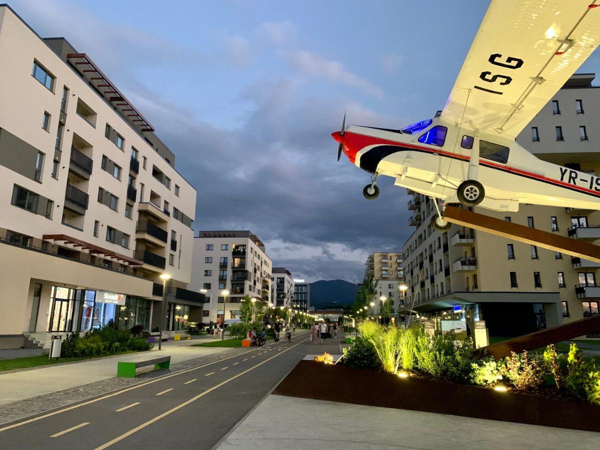Executive Apartment Avantgarden Coresi Brasov Ngoại thất bức ảnh